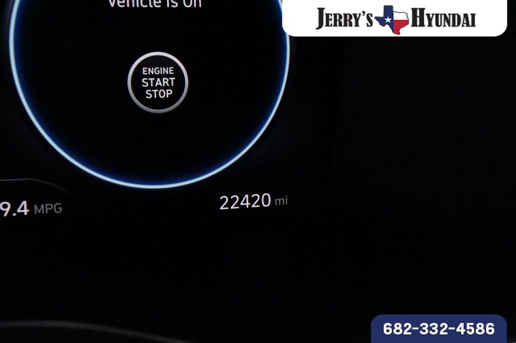 Used 2023 Hyundai Santa Fe SEL w/ Premium Package image 10