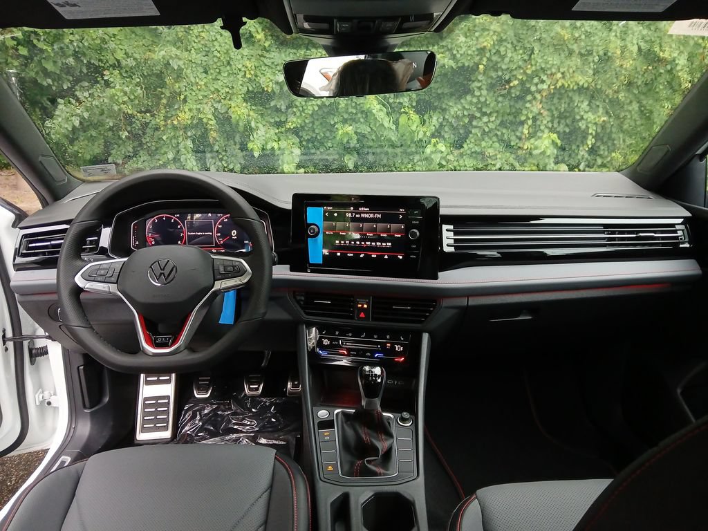 New 2026 Volkswagen Jetta GLI Autobahn FWD image 12