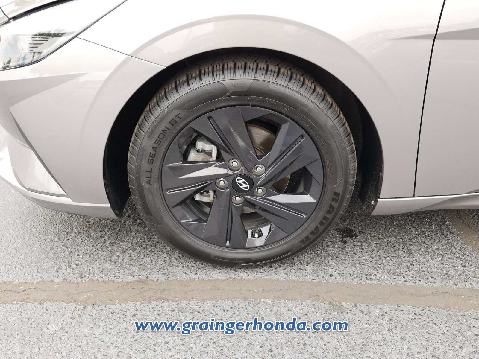 Used 2021 Hyundai Elantra SEL FWD image 9