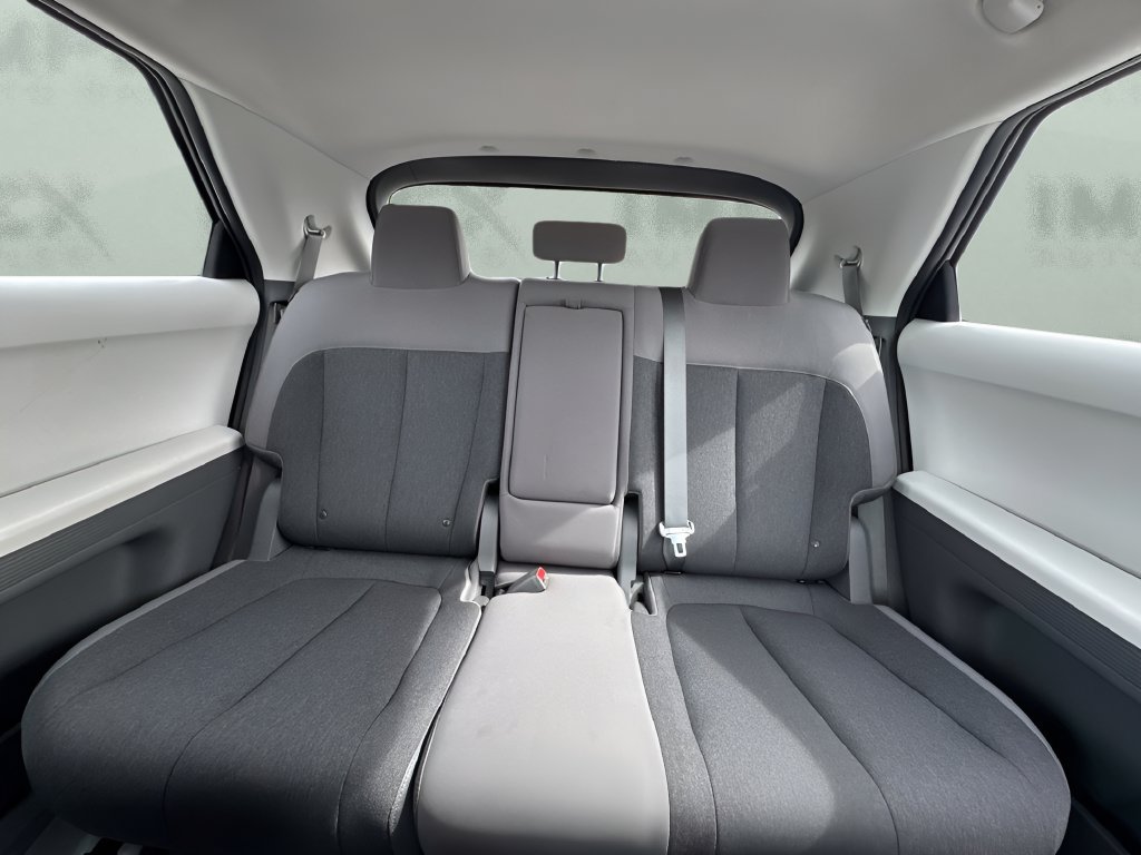 Used 2025 Hyundai Ioniq 5 SE RWD image 11