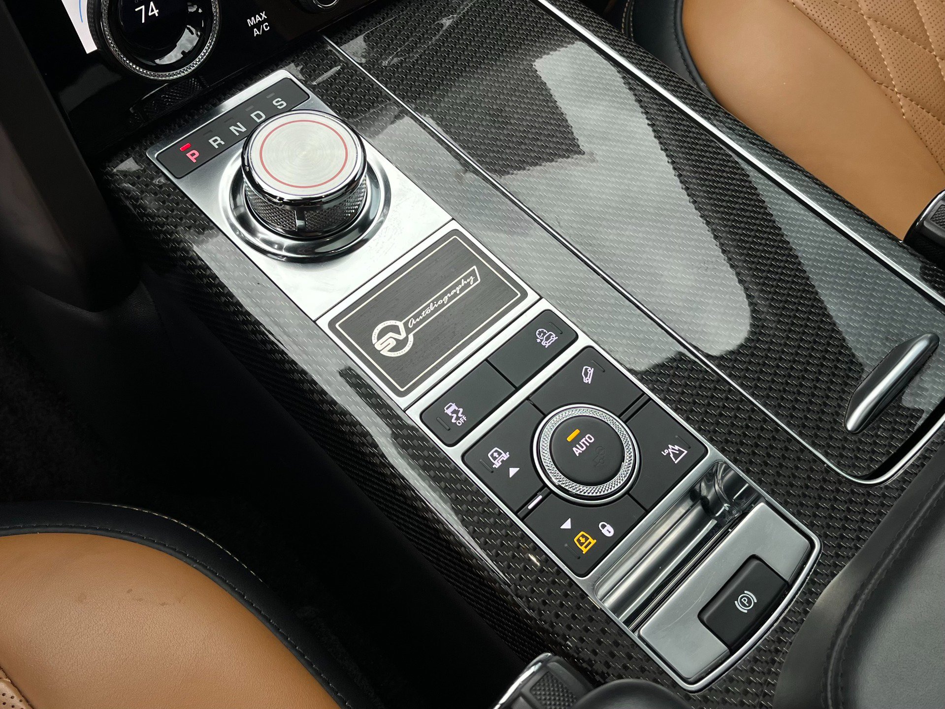 Used 2019 Land Rover Range Rover SV Autobiography Dynamic image 15
