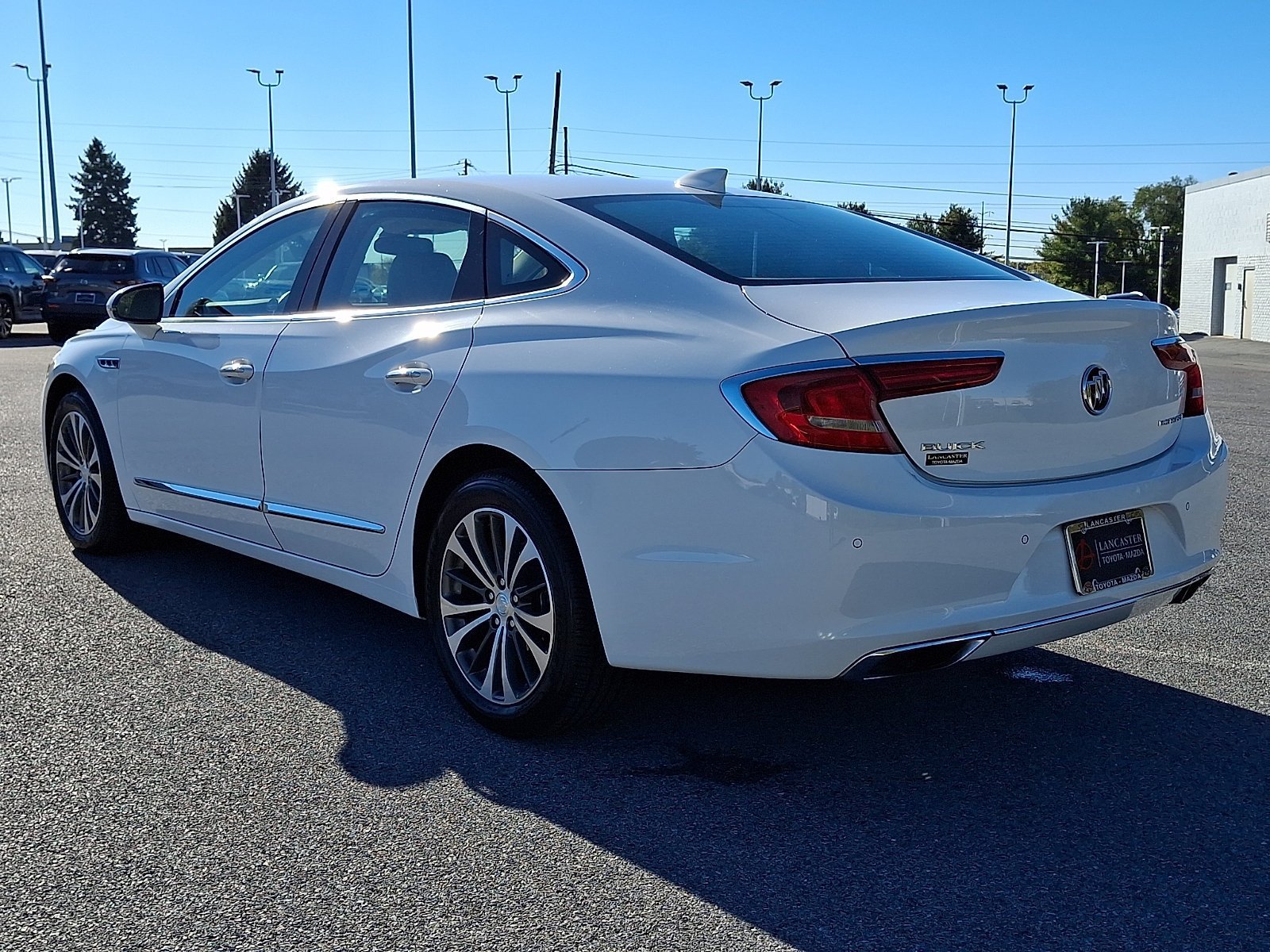 Used 2017 Buick LaCrosse Preferred FWD image 5