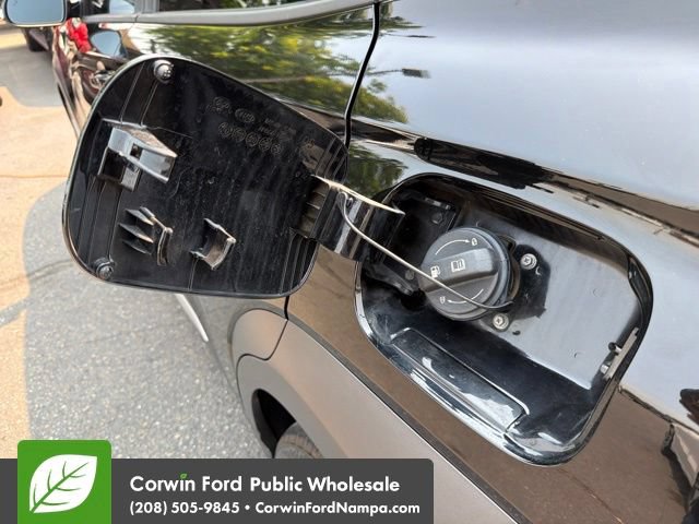 Used 2020 Hyundai Kona Limited AWD/4WD image 10