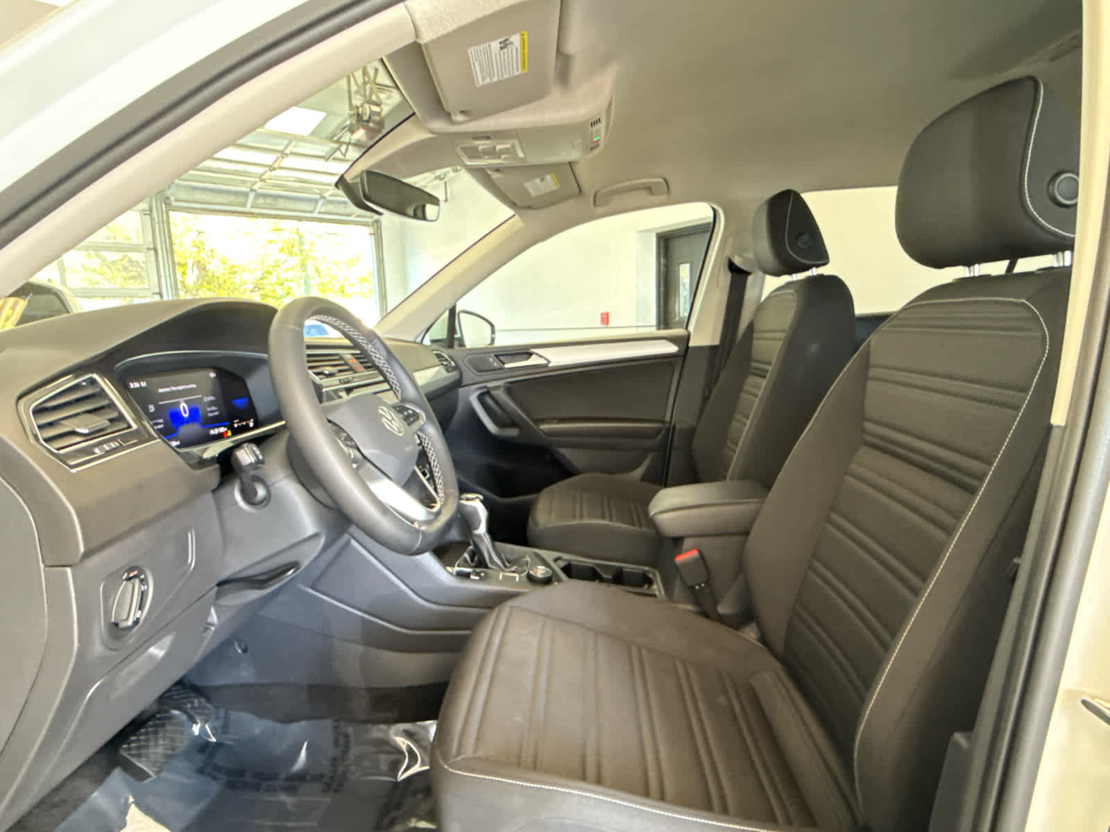 Used 2022 Volkswagen Tiguan S AWD/4WD image 10