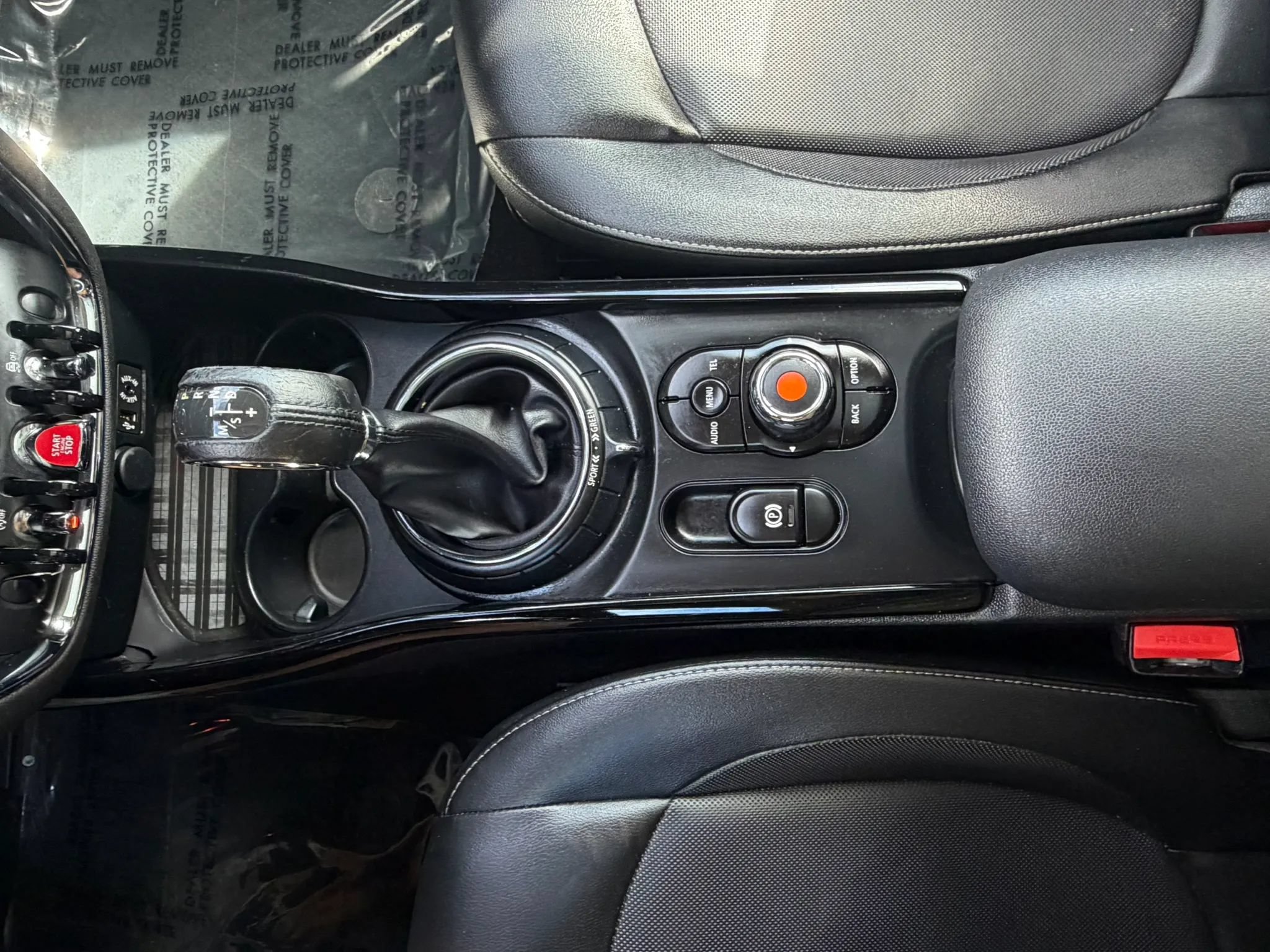 Used 2016 MINI Cooper Clubman FWD image 24