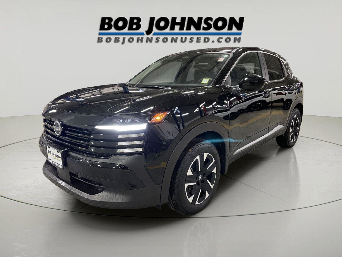 Used 2025 Nissan Kicks SV image 3