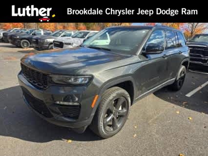 Used 2023 Jeep Grand Cherokee Limited w/ Luxury Tech Group II