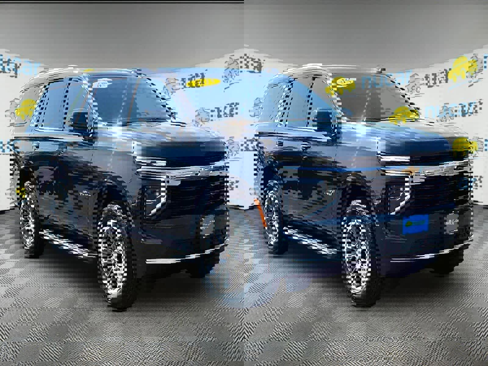 Used 2025 Chevrolet Tahoe LS image 1