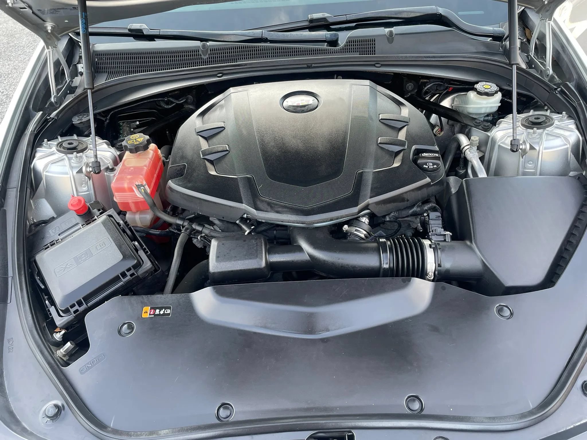 Used 2019 Cadillac CTS Luxury RWD image 9