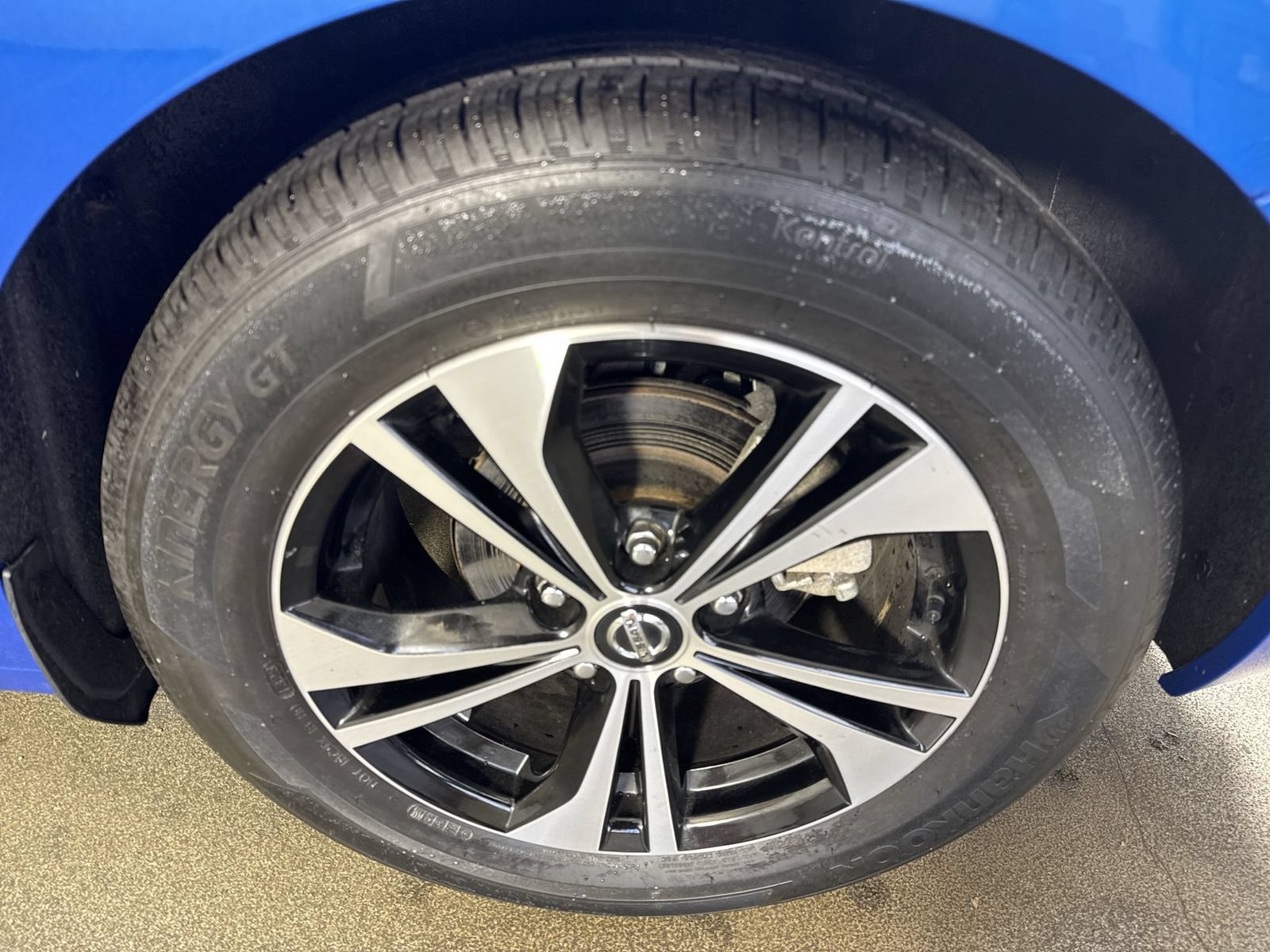 Certified 2023 Nissan Sentra SV w/ All-Weather Package FWD image 5