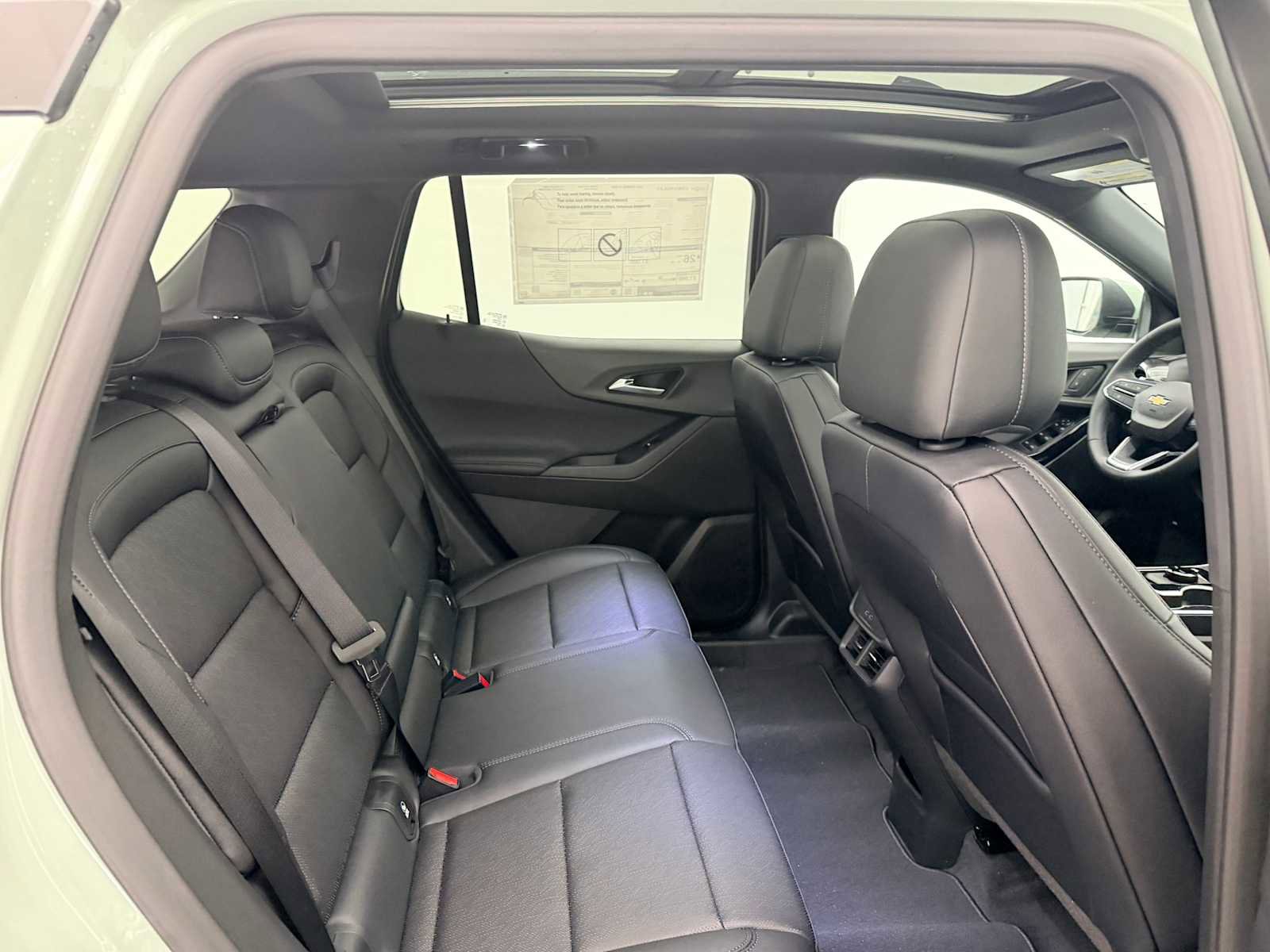 New 2026 Chevrolet Equinox LT w/ Convenience Package II image 21