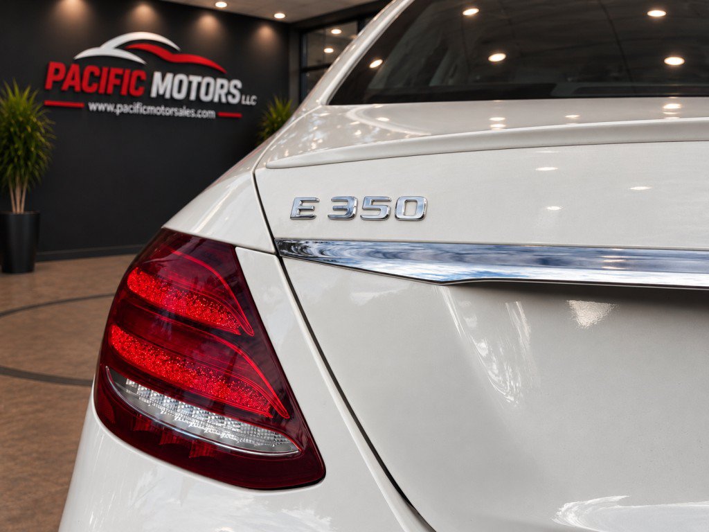 Used 2020 Mercedes-Benz E 350 Sedan image 27