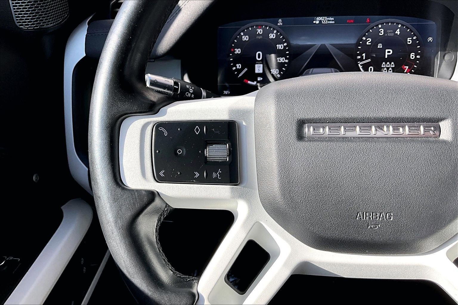 Certified 2022 Land Rover Defender 110 S AWD/4WD image 18