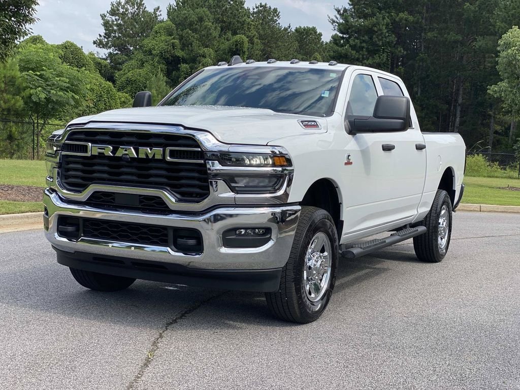 Used 2026 RAM 2500 Tradesman w/ Chrome Appearance Group AWD/4WD image 9