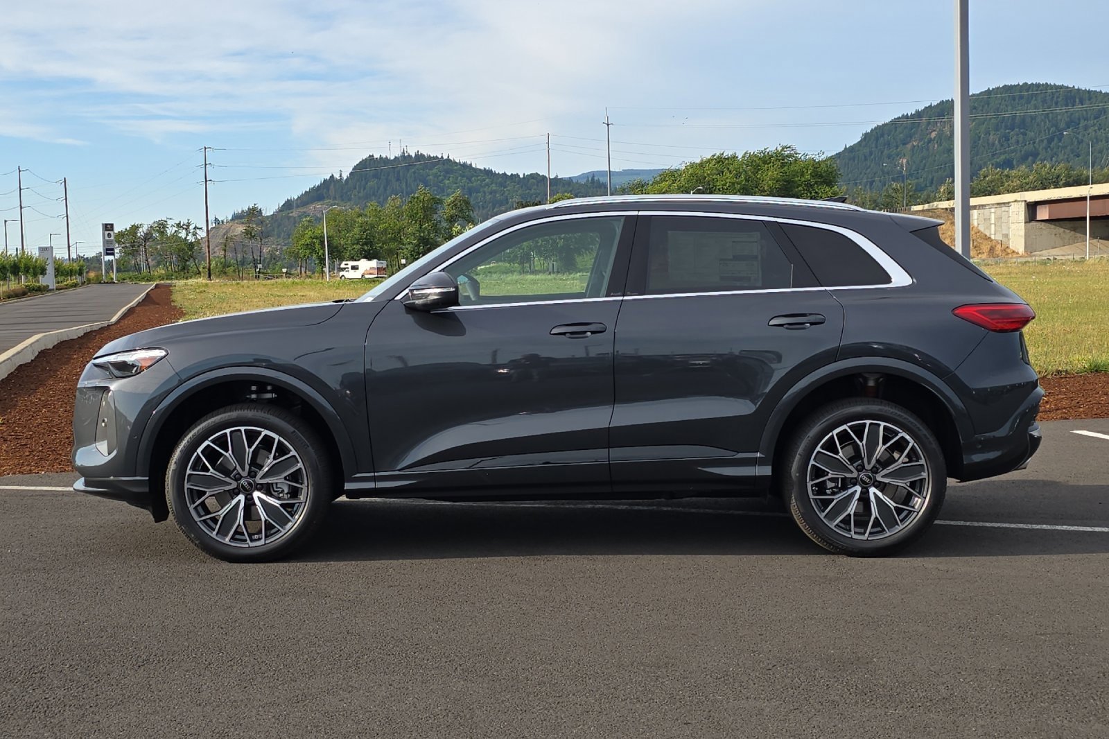 New 2025 Audi Q5 Premium Plus image 6