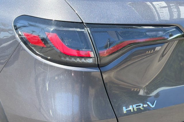 Certified 2024 Honda HR-V LX image 34
