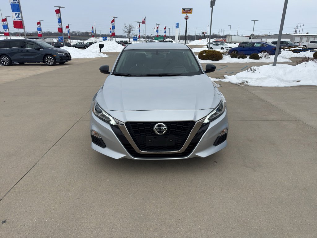 Used 2019 Nissan Altima 2.5 SR image 2