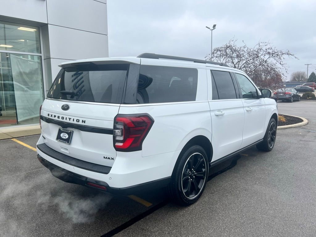 Used 2022 Ford Expedition Max Limited image 44