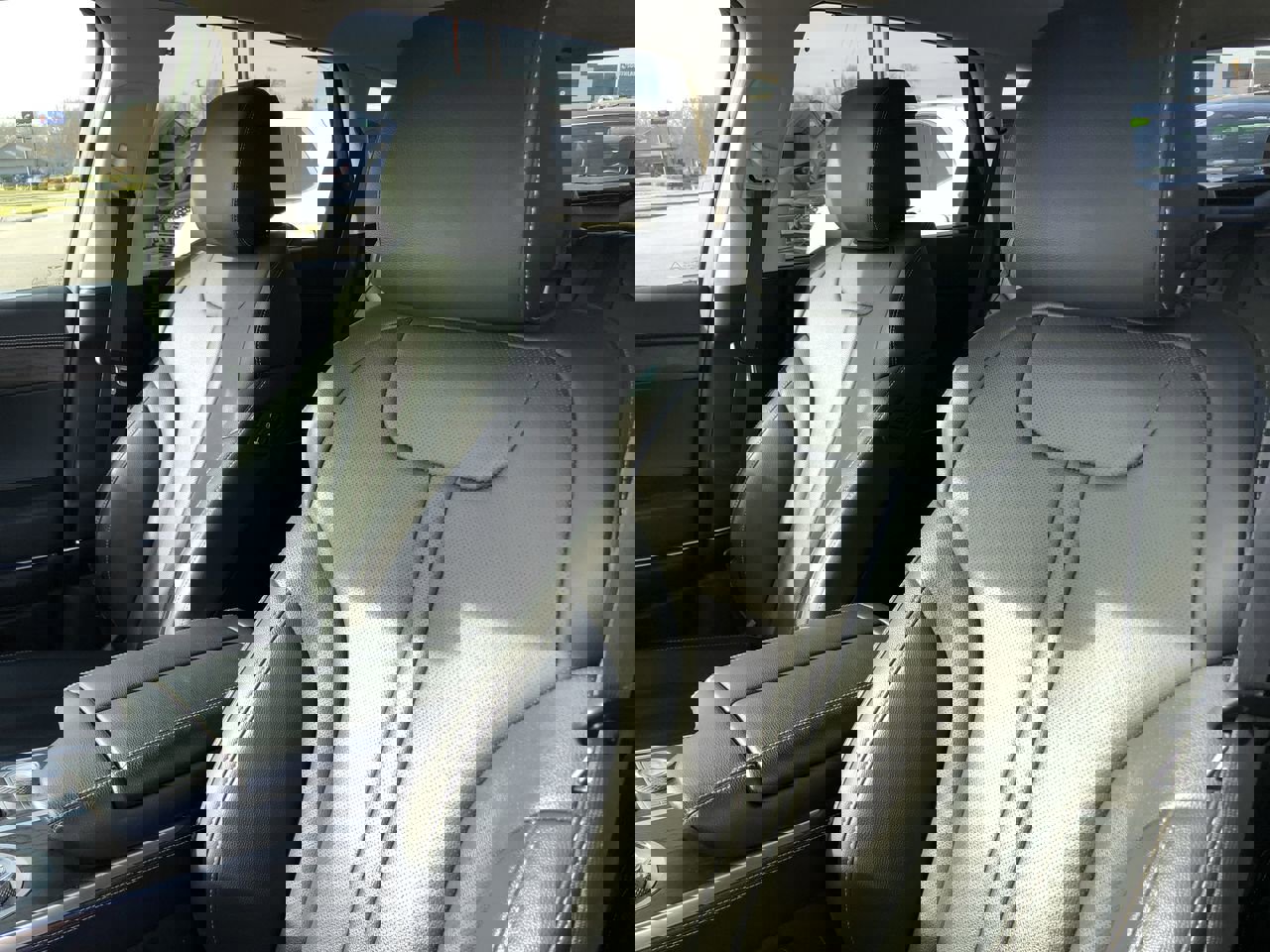 Used 2024 Genesis GV80 2.5T image 14