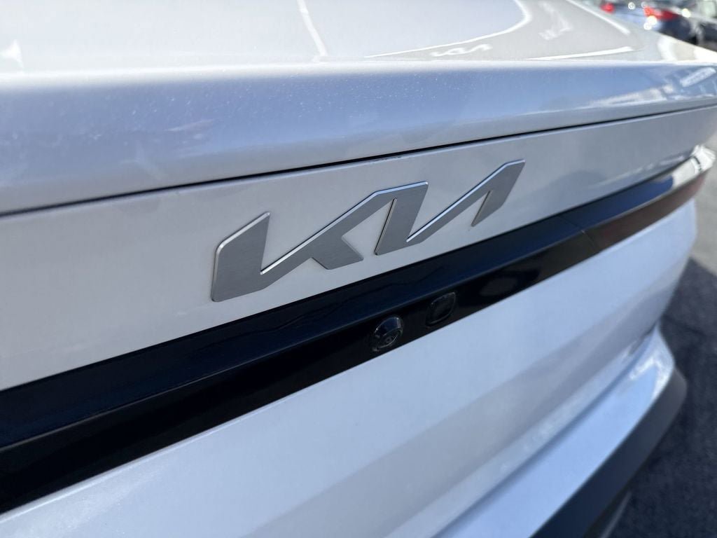 New 2026 Kia K4 LXS FWD image 7