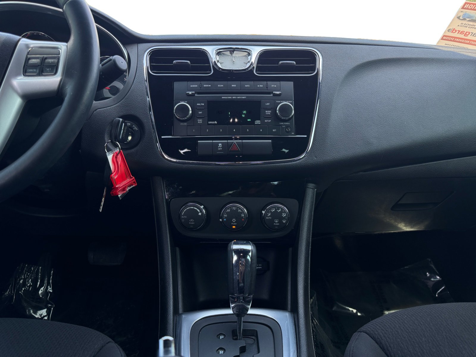 Used 2014 Chrysler 200 Touring FWD image 11