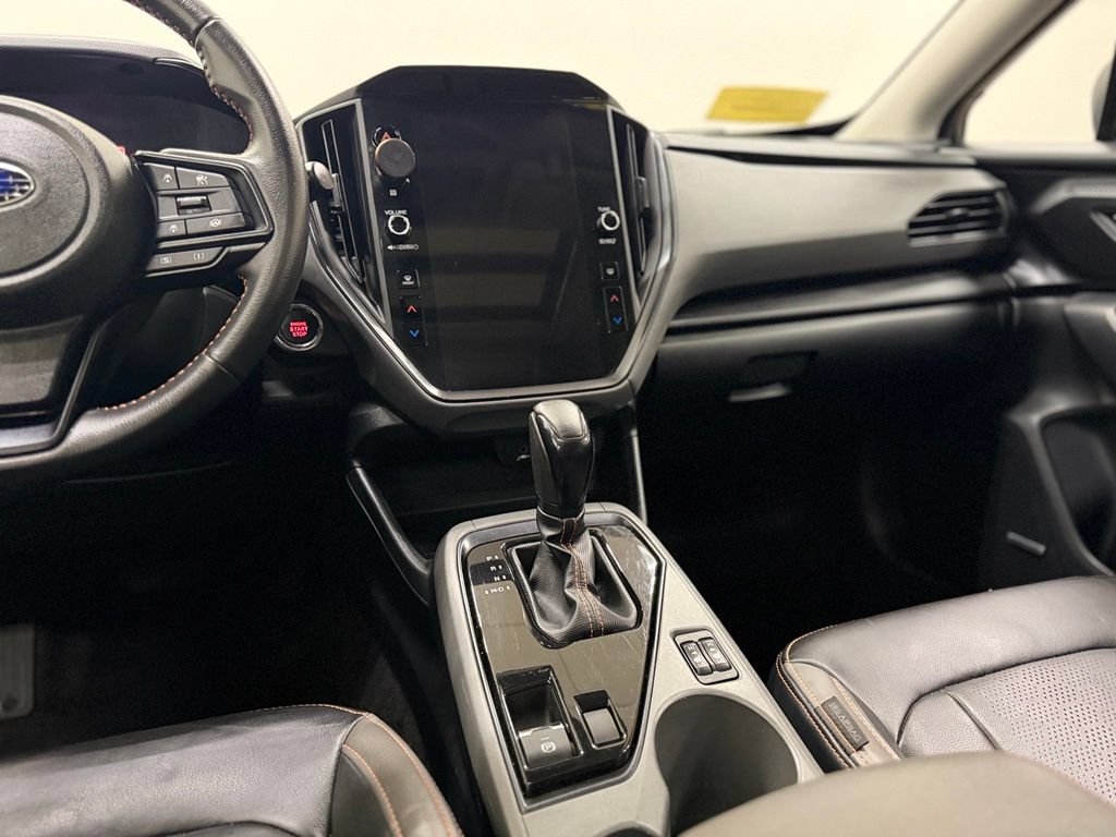 Used 2024 Subaru Crosstrek 2.5i Limited AWD/4WD image 16