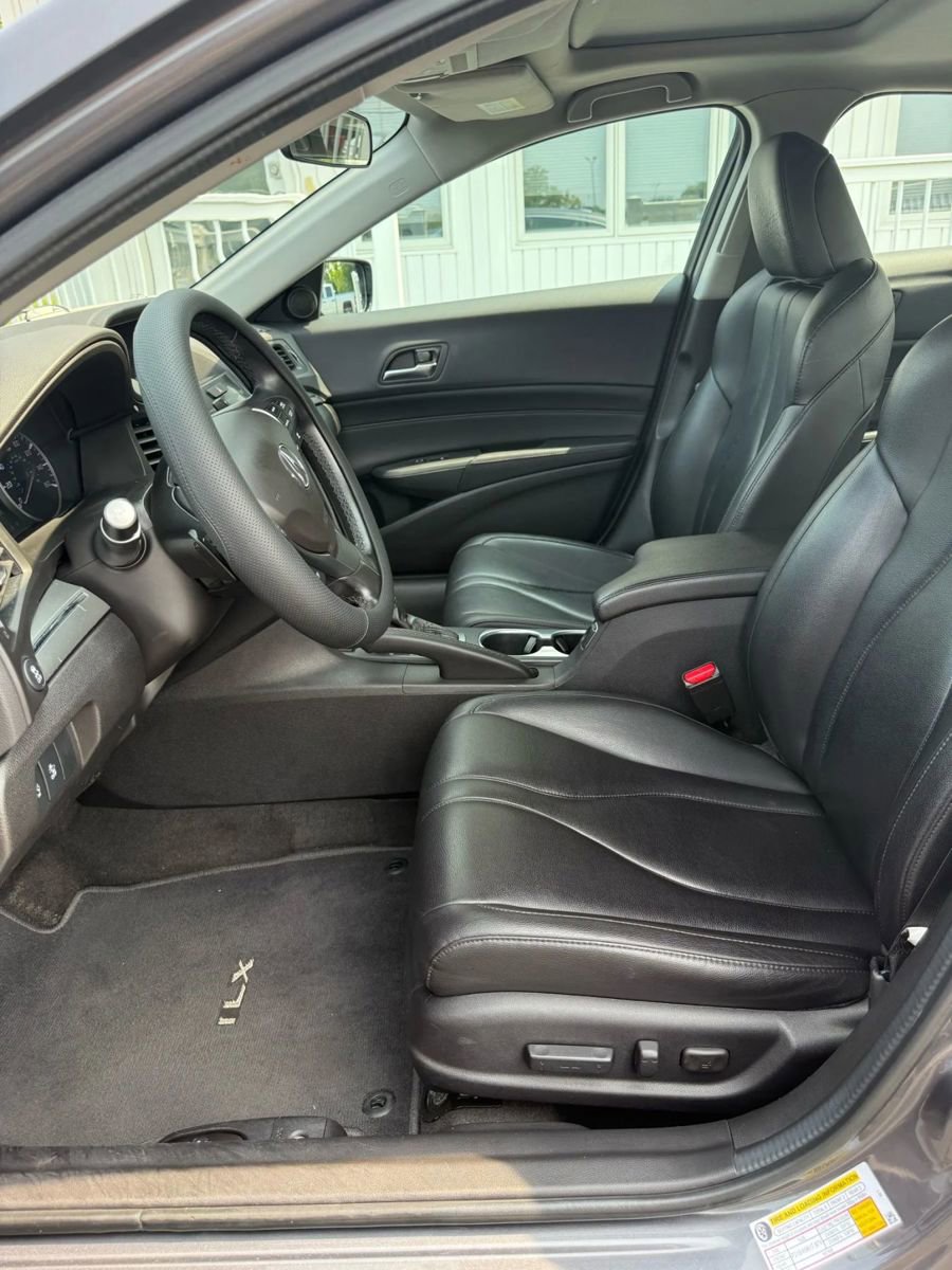Used 2019 Acura ILX FWD image 13