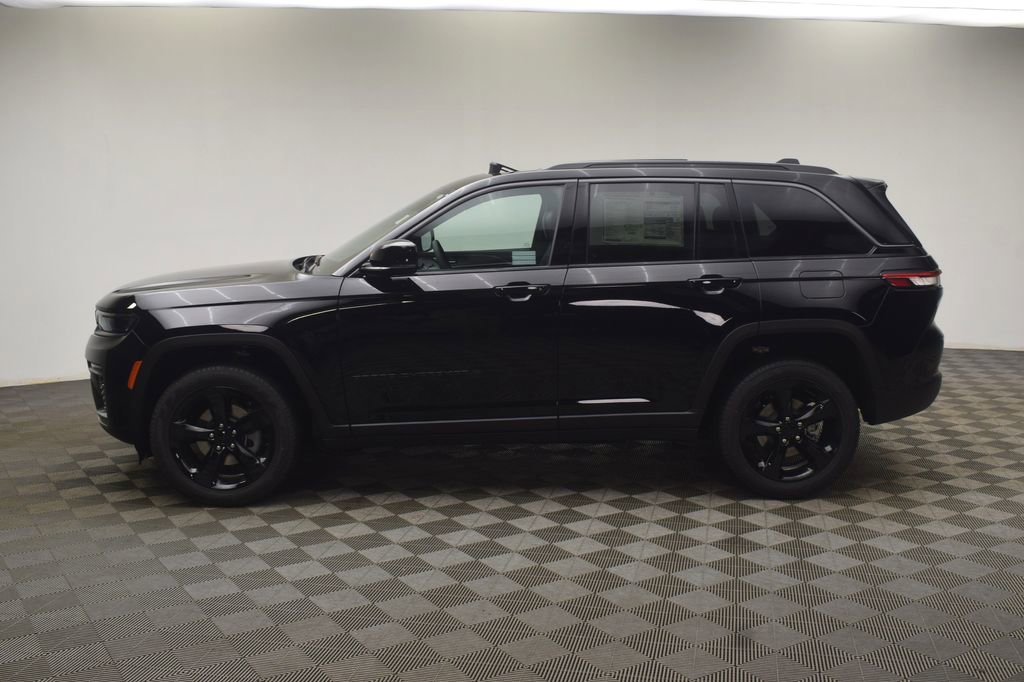 New 2026 Jeep Grand Cherokee Limited w/ Limited Altitude Package image 16