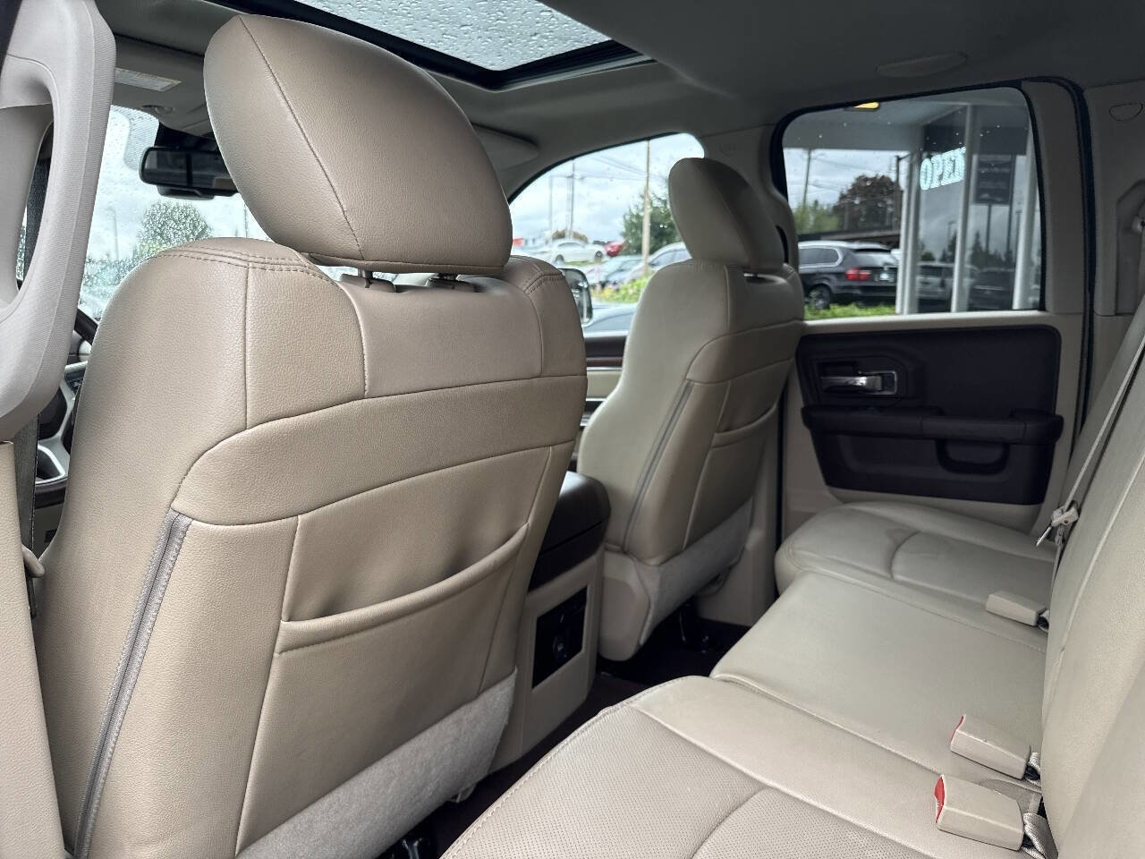 Used 2013 RAM 1500 Laramie w/ Convenience Group AWD/4WD image 27