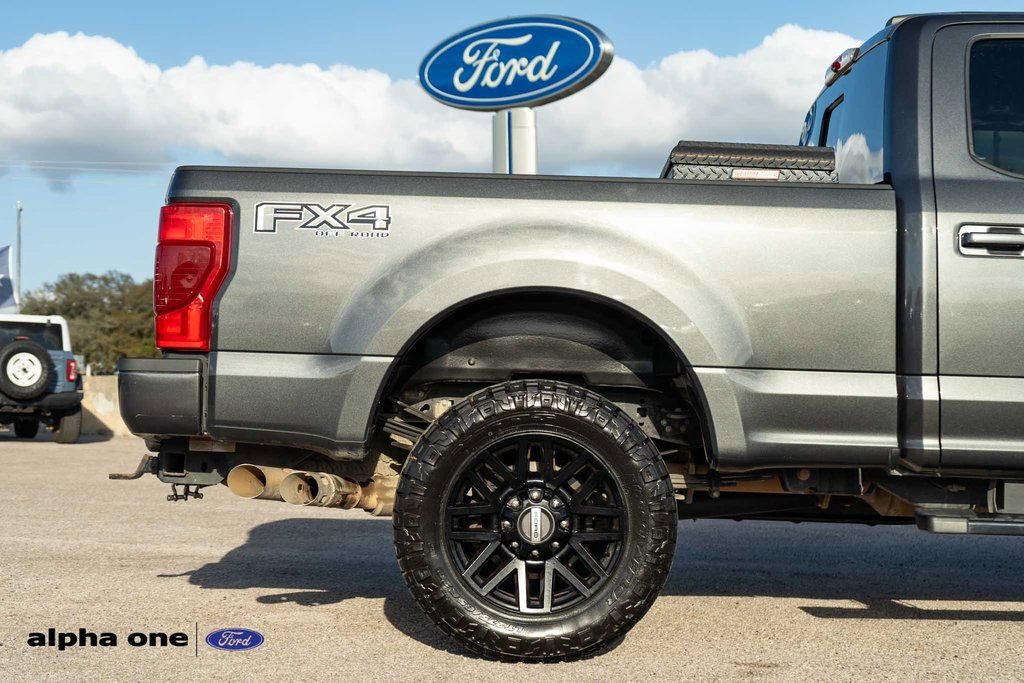 Used 2020 Ford F250 Lariat image 5