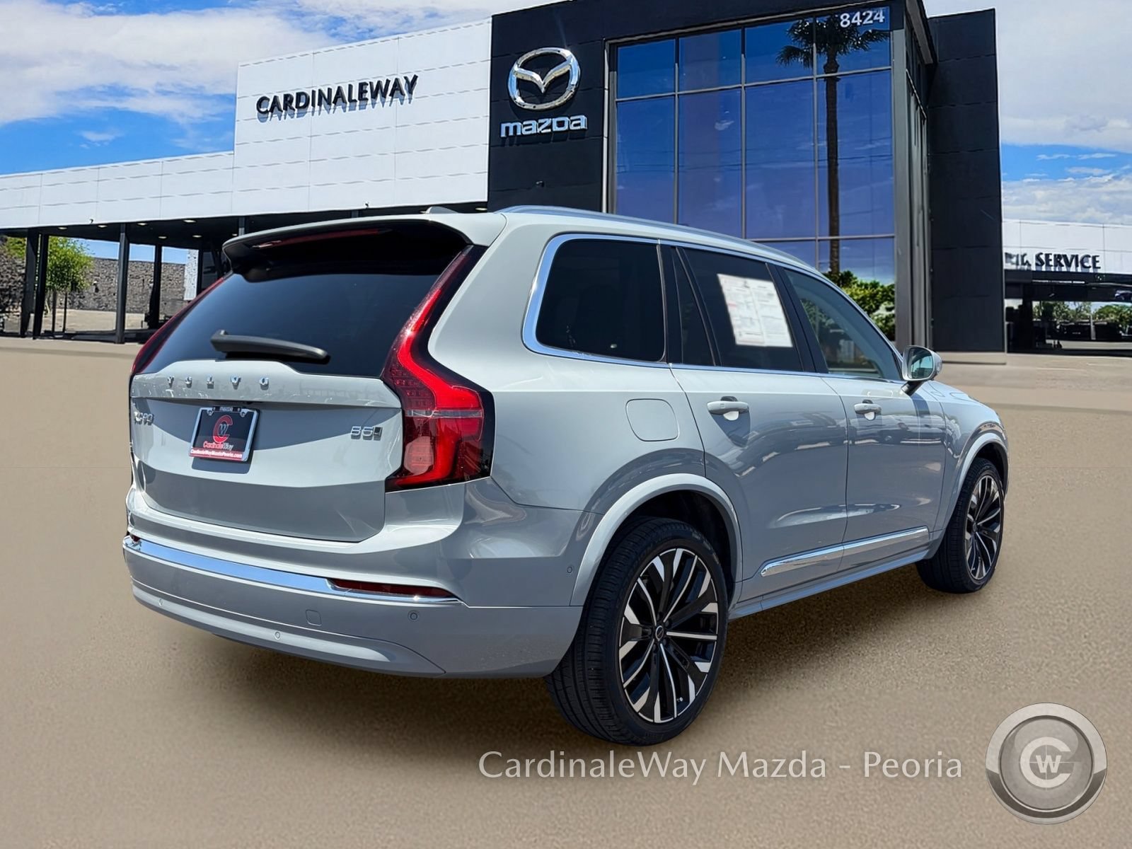 Used 2025 Volvo XC90 B5 Plus AWD/4WD image 10