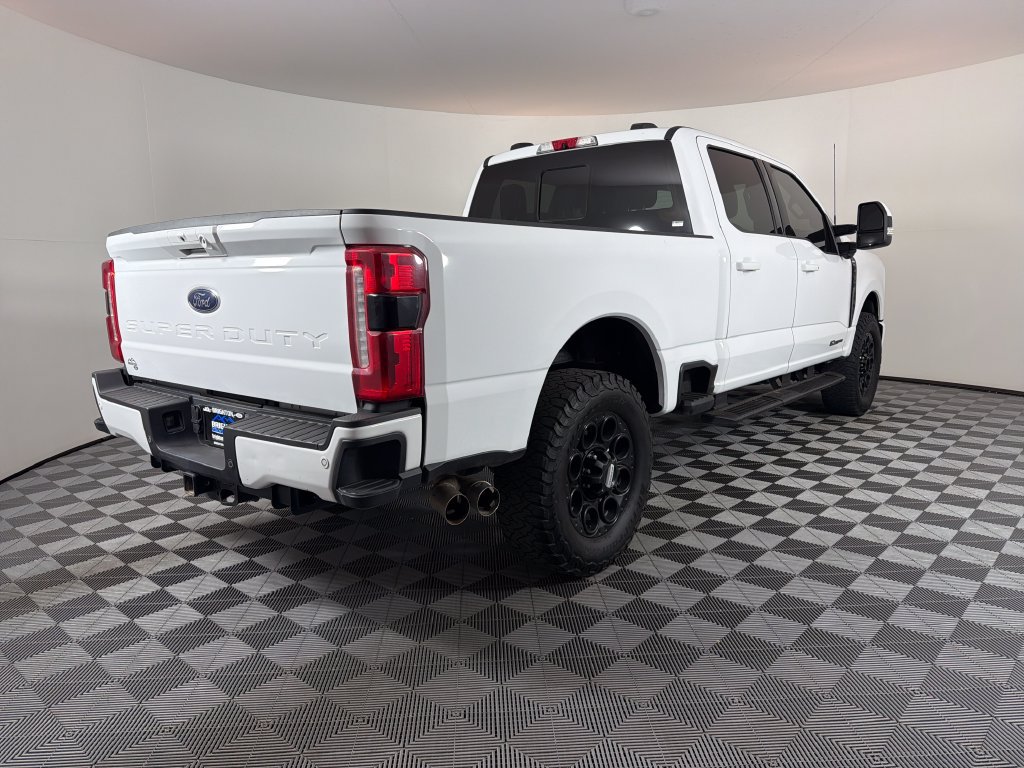 Used 2023 Ford F350 Lariat w/ Sport Appearance Package AWD/4WD image 3