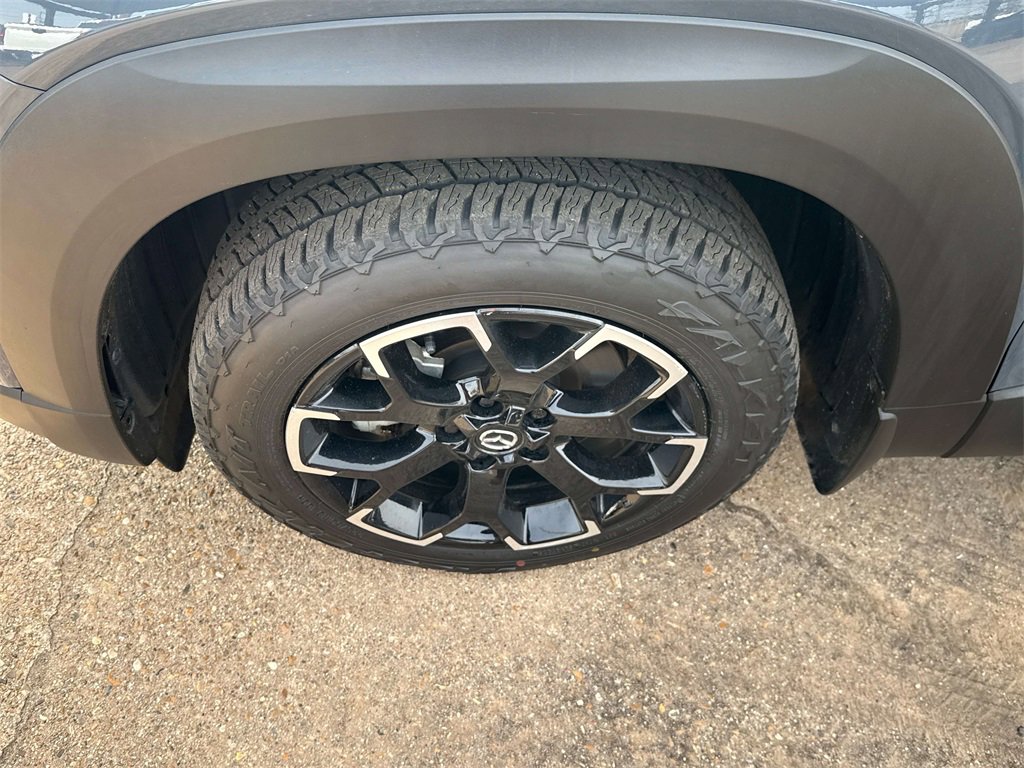 Used 2023 MAZDA CX-50 Meridian Edition w/ Apex Package image 6