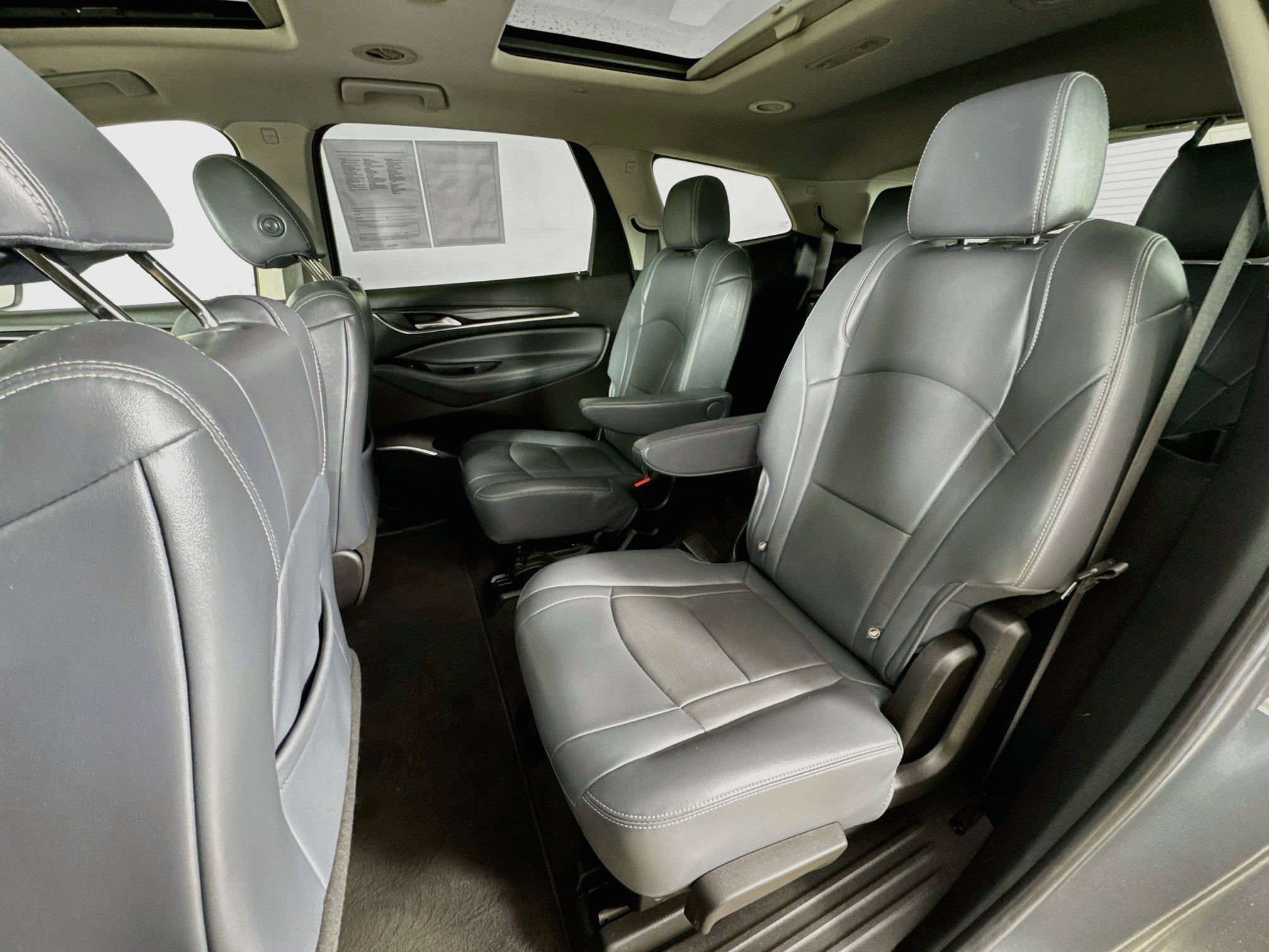 Used 2020 Buick Enclave Essence AWD/4WD image 23