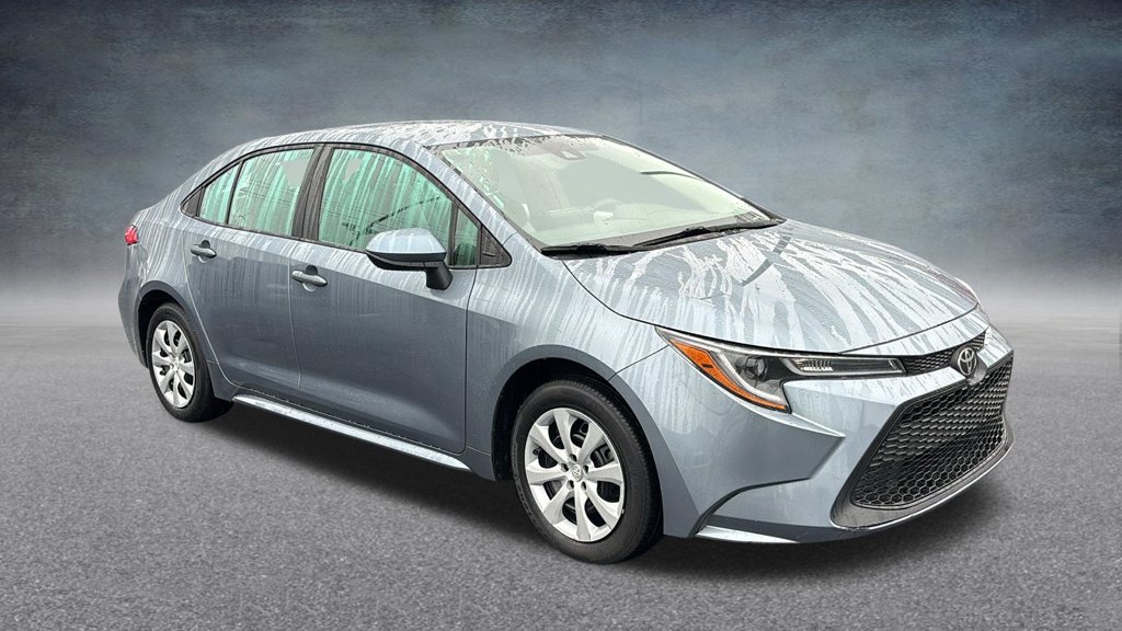 Used 2022 Toyota Corolla LE w/ Carpet Mat Package (TMS) FWD image 2