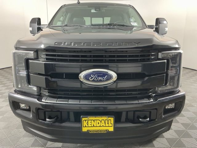 Used 2019 Ford F250 Lariat image 2