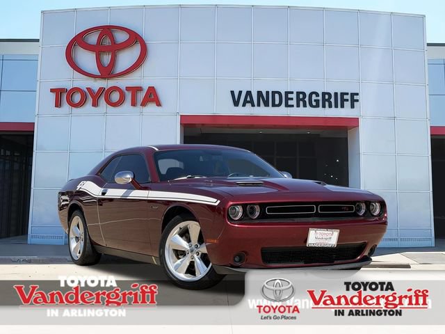 Used 2017 Dodge Challenger R/T Plus RWD image 1