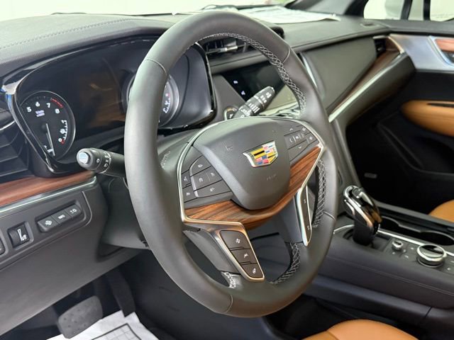 New 2025 Cadillac XT5 Premium Luxury w/ Technology Package AWD/4WD image 15