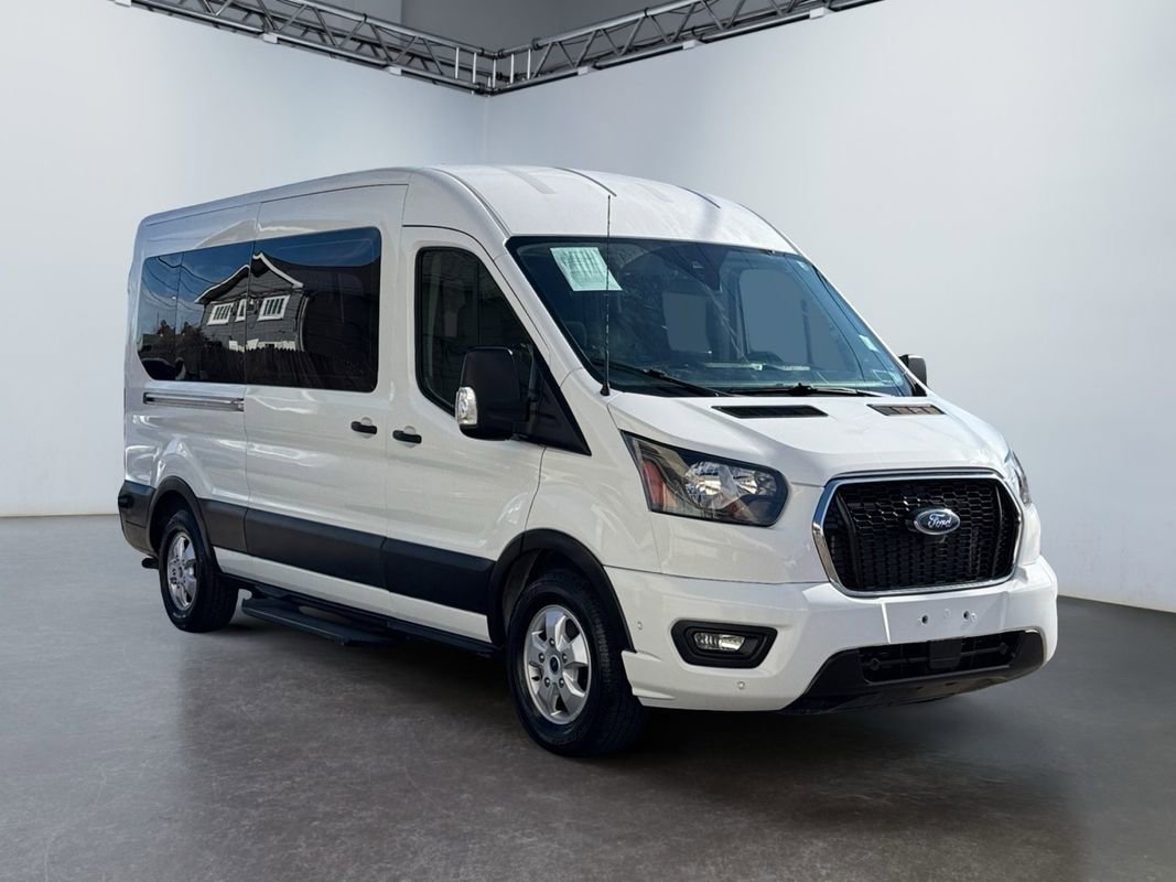 Used 2020 Ford Transit 350 XLT image 2
