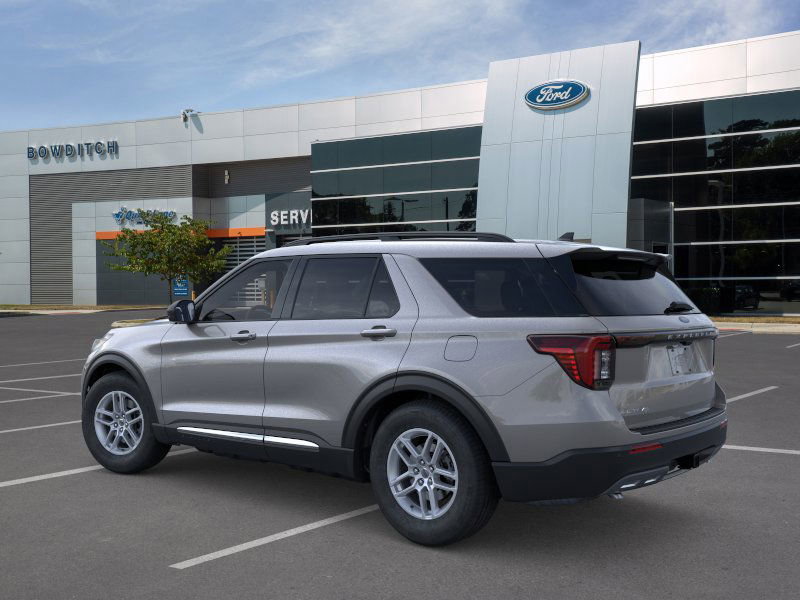 New 2025 Ford Explorer Active image 4