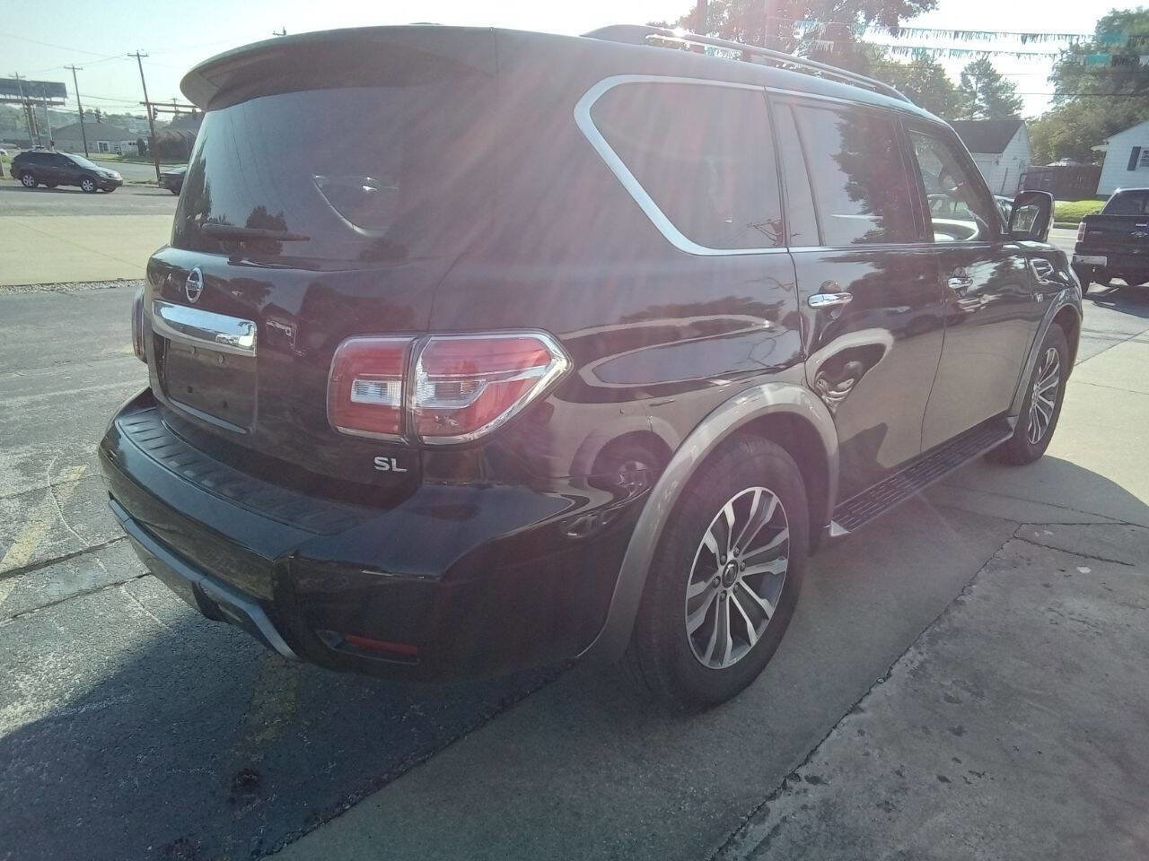 Used 2020 Nissan Armada SL image 7