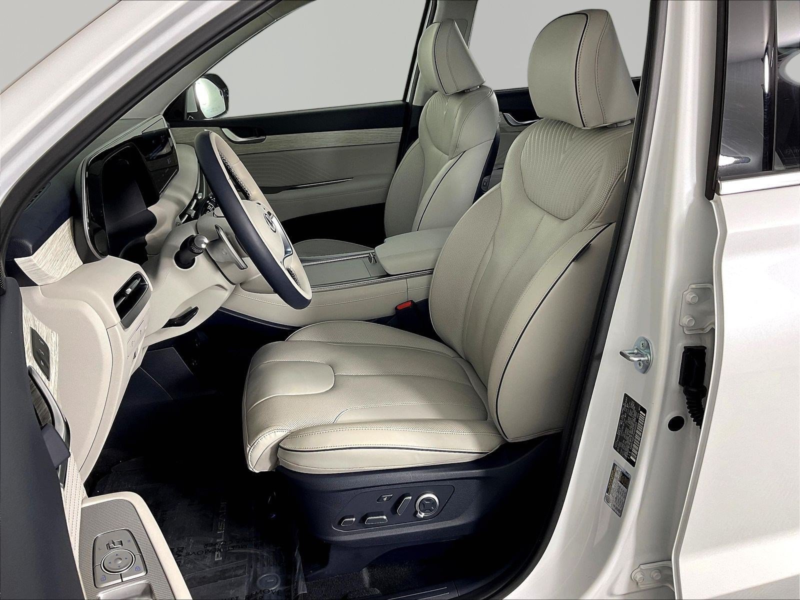 Used 2023 Hyundai Palisade Calligraphy w/ Cargo Package FWD image 21
