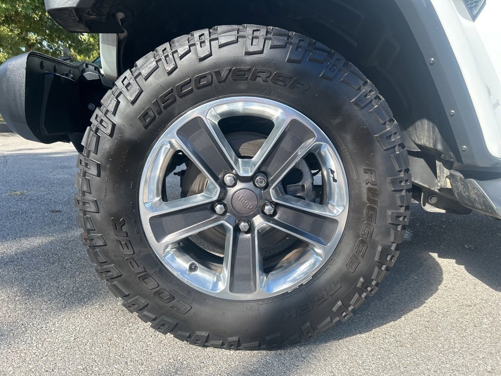 Used 2018 Jeep Wrangler Unlimited Sahara image 38
