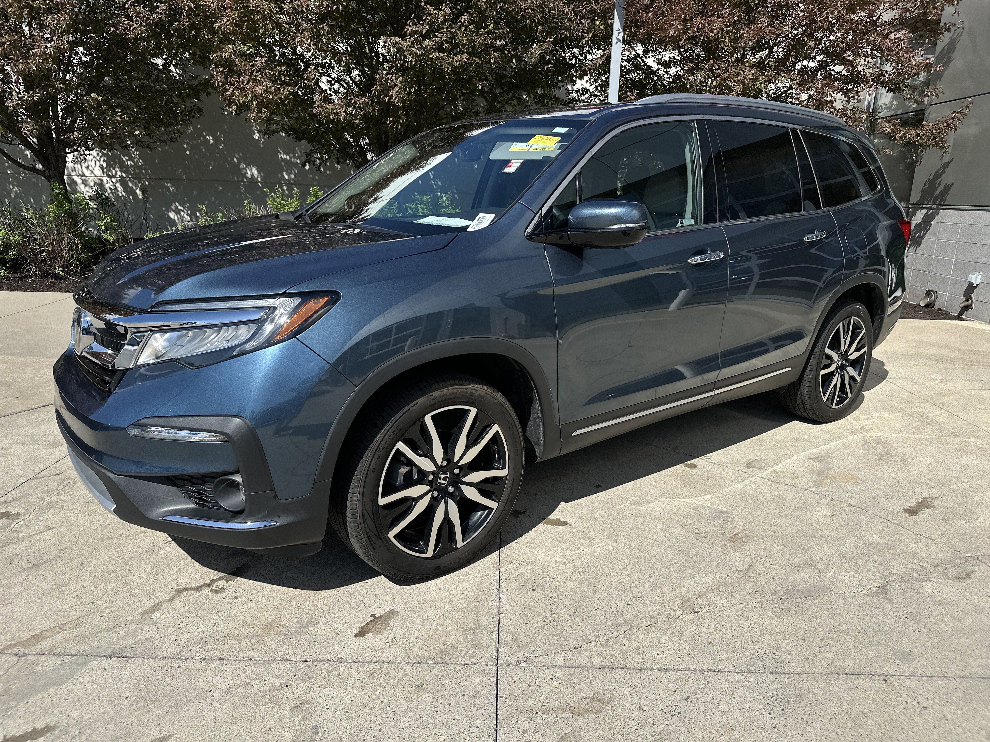 Used 2021 Honda Pilot Touring image 3