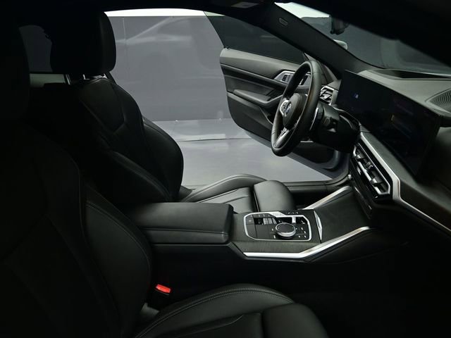 Used 2024 BMW M440i Coupe w/ Premium Package RWD image 57