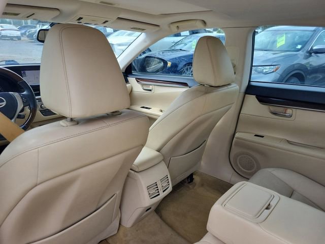 Used 2014 Lexus ES 350 350 w/ Luxury Package image 25