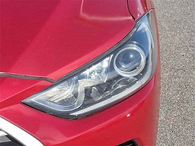 Used 2017 Hyundai Elantra SE image 9