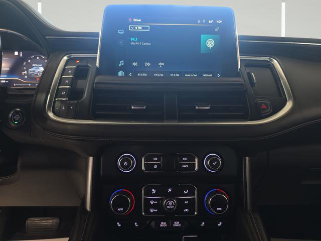 Used 2022 Chevrolet Suburban LT image 17