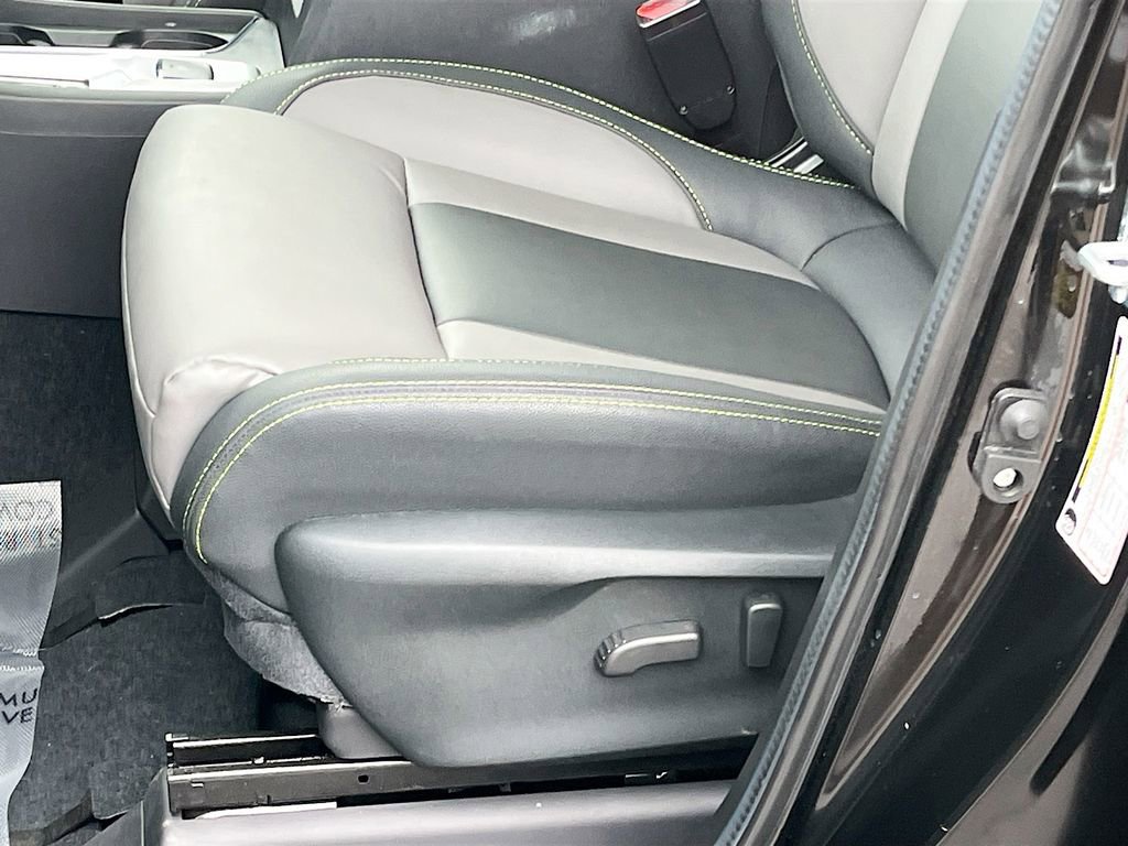 Used 2024 Subaru Ascent Onyx Edition image 18