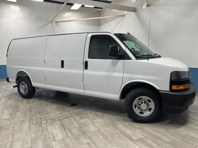 New 2026 Chevrolet Express 3500 Extended w/ Driver Convenience Package